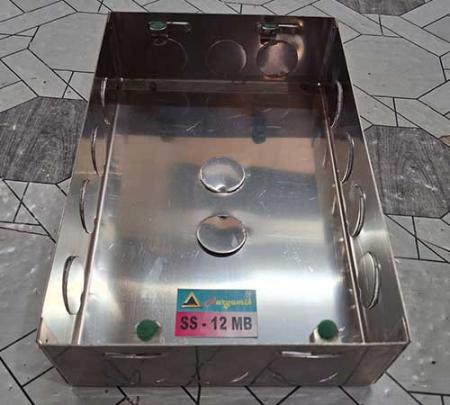 SS 12 Modular Box